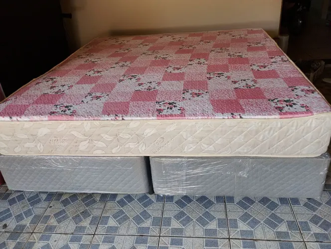 Cama box