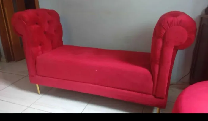 Vendo 01 Recamier vermelho