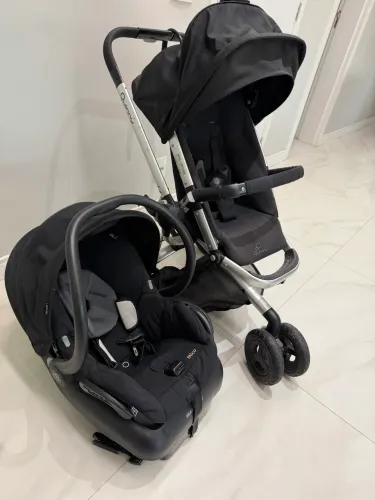 Carrinho Quinny Buzz extra + bebe conforto Maxi Cosi