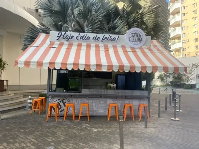 OPORTUNIDADE! Quiosque Completo e Pronto para Trabalhar - Estrutura + Equipamentos Incluso