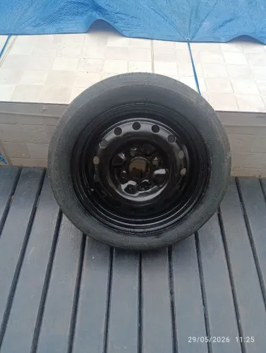 Roda 4x114 aro 15 com Pneu