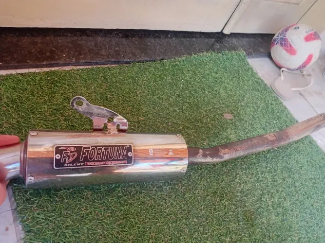 Vendo escape FORTUNA para bros