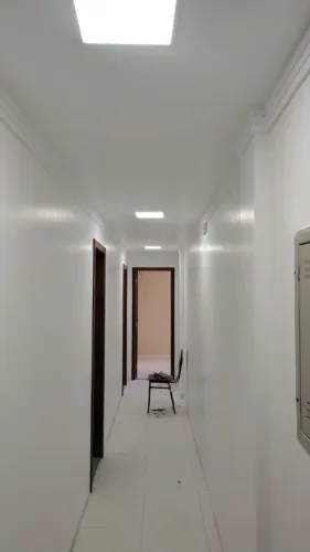Rebaixamento em gesso e pintura 