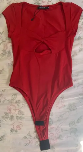 Body pangeia vermelho