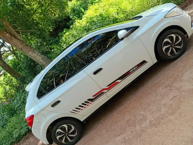 Chevrolet Onix JOY Hatch 1.0 8V Flex Mec. 4P 2018