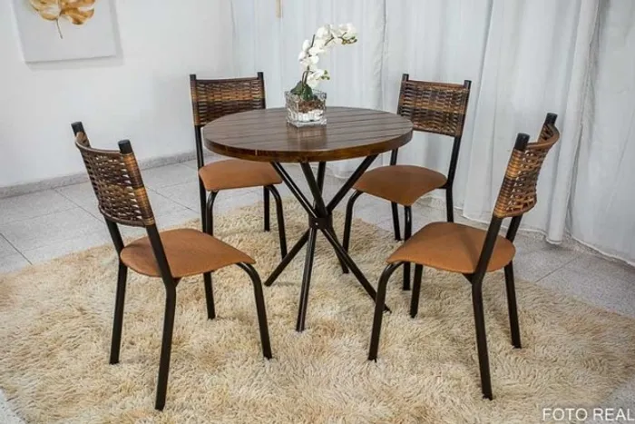Mesa 017 80×80 Café/Conhaque 4Cdrs Milão 126 Caramelo Até 12x - Frete Grátis