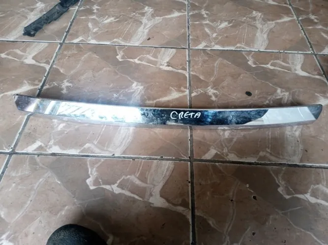 Friso tampa traseira Hyundai Creta 