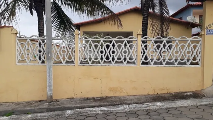 Amparo imóveis- Vende 2 Suítes com área gourmet em condomínio-Araruama