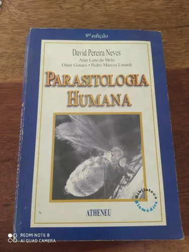 Livro acadêmico da área de saúde e medicina