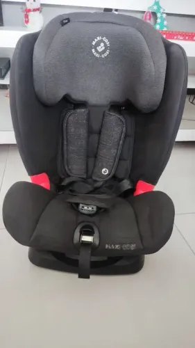 Cadeirinha de Bebê Maxi Cosi com isofix
