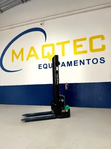 Empilhadeira Elétrica Patolada 1.500kg-torre 3.6mts