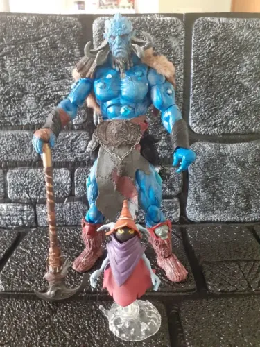 Boneco gigante de gelo