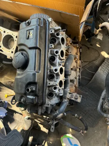 Motor peugeout 1.4 2013 Apenas 80mil km