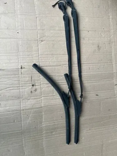 braço limpador parabrisa hyundai hr 2,5/16v original (par)