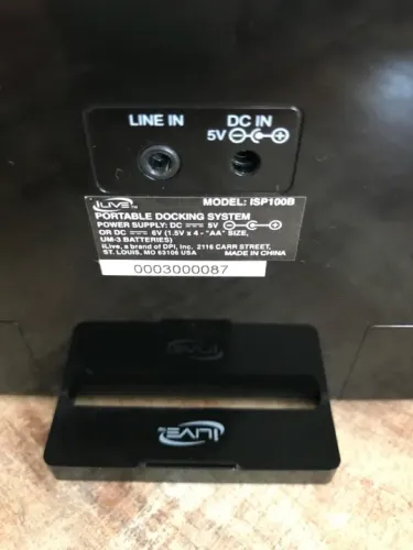 Caixa de Som Ilive com Dock Station para iPhone