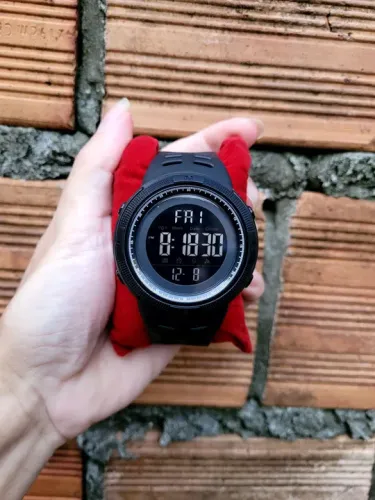 Relógio Digital Masculino Esportivo a prova d'água aceitamos cartão e pix a pronta e