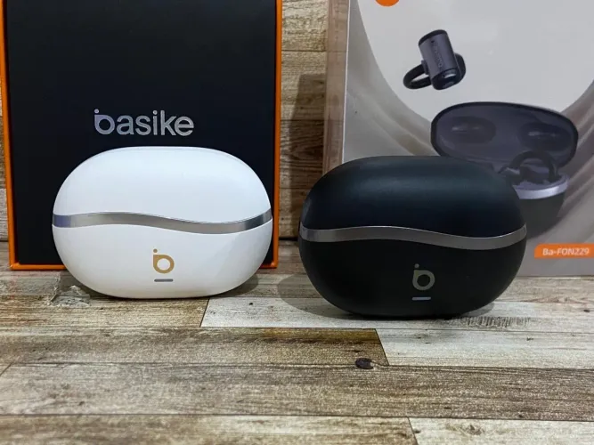 Fone via bluetooth da Basike  Sem interferência de vento ou ruídos 