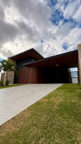 Casa Térrea a venda no Condomínio Terras Alpha 