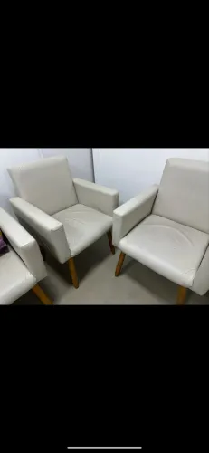 Poltrona courino 130 a vista moderna com design elegante