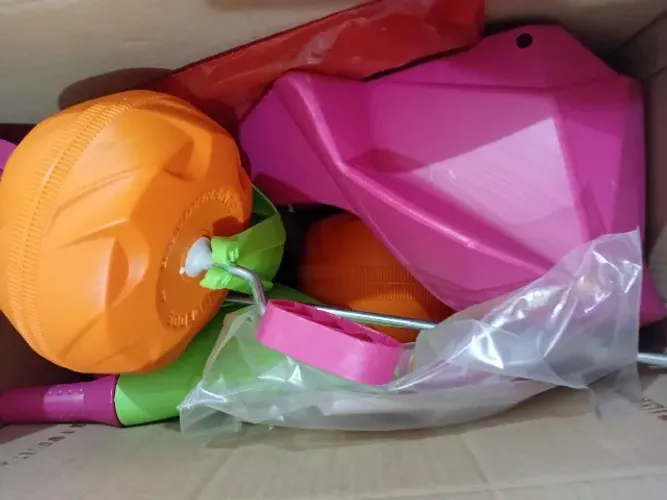 Triciclo Jet Ban Bandeirantes para meninas