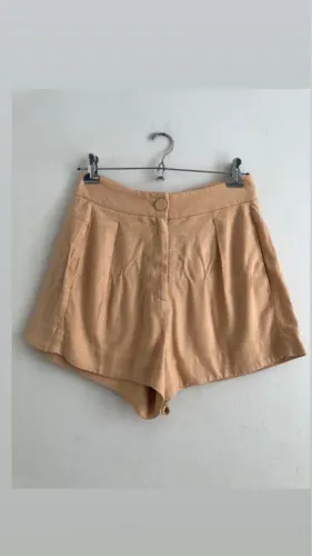 Short tamanho P da Dress To