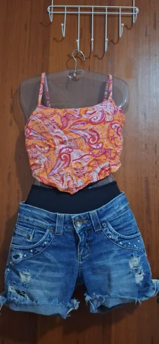 Top cropped Floral de amarrar ajustável