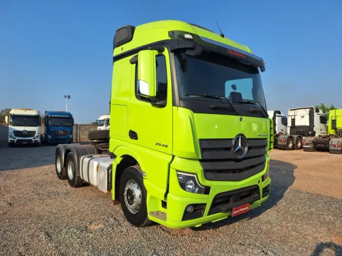 MB ACTROS 2548 ANO 2021.