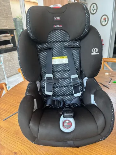 Cadeirinha Britax Safecell