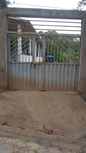 Santo Hipólito - Casa 200 metros do Rio das Velhas