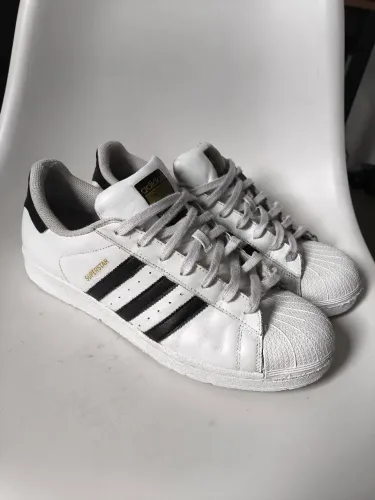 Adidas superstar 44