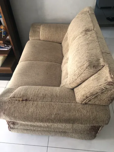 Sofá 2 lugares usado