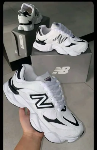 Tênis New Balance 9060 Branco e Preto