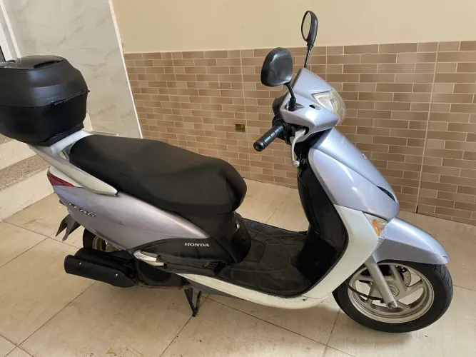 Honda Lead 110 12/13 único dono scooter
