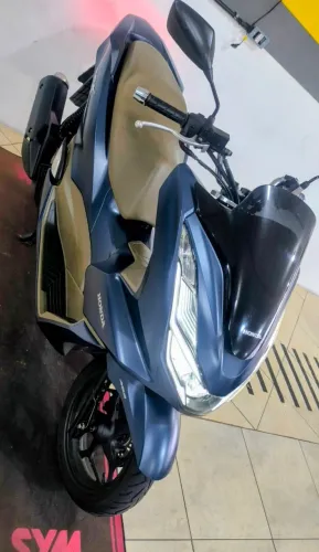 Honda PCX DLX 160 ABS 2023