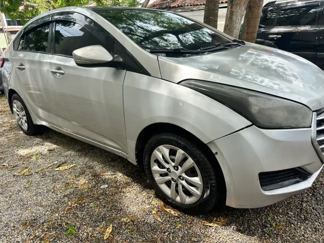Leilão Oportunidade; HB20S 1.0 style com gnv 2017. Fipe; 54.279 valor R$ 32.900