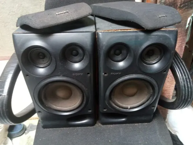 R$150 Caixas de Som Sony - Ótima Qualidade!