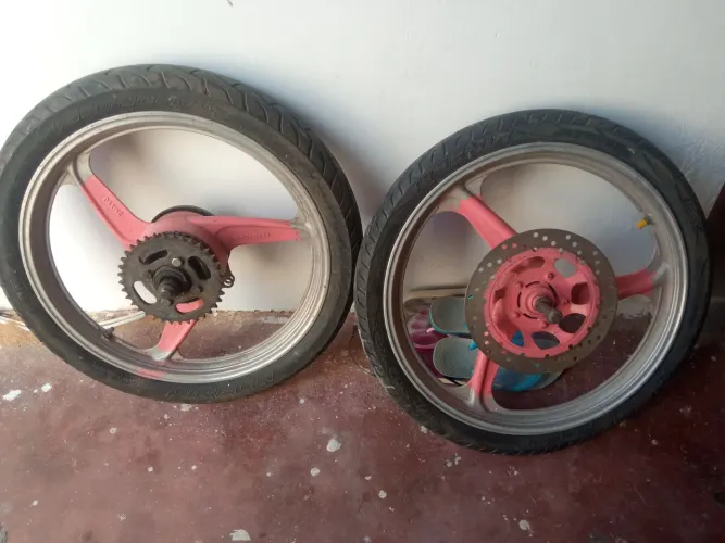 Jogo de rodas moto CG Titan- fan  /POP OU BIZ