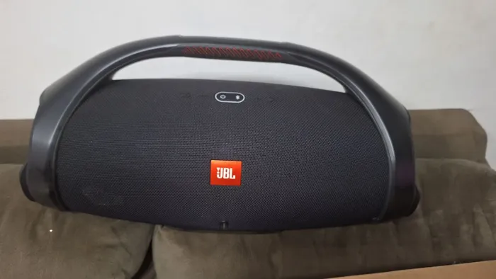 Vendo bombox 2 JBL original 