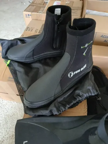 BOTA DE DEOPRENE MARCA FUNDIVE, 5 MM
