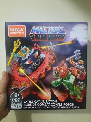 Master of the universe Battle cat vs Roton mega construx 