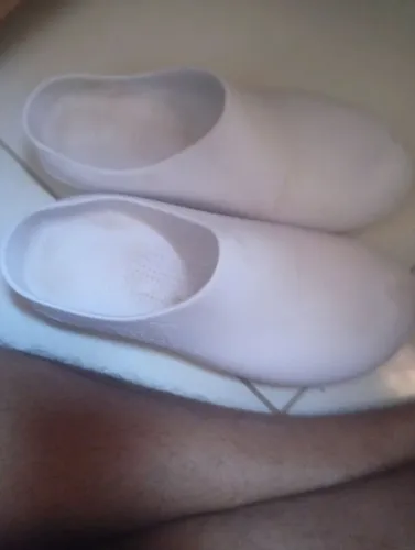 Crocs 42 