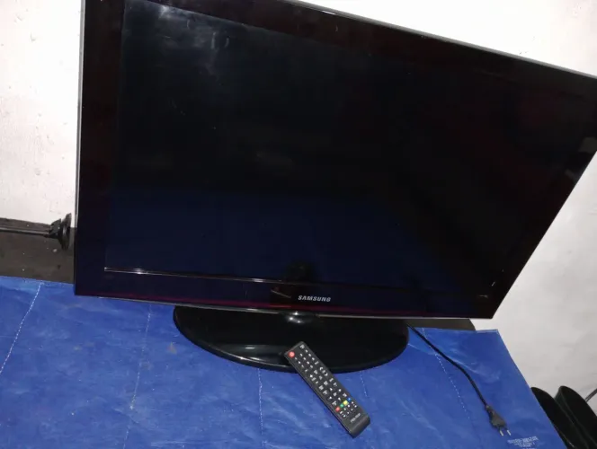 TV Samsung 32' polegadas