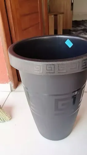 02 Vasos de 21 litros  por 45R$ 