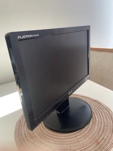 LG FLATRON W1642S