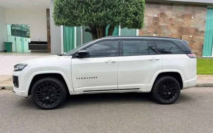 Jeep Commander Black Hurricane 2.0 4X4 TB AUT 2026