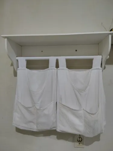 Berço e prateleira