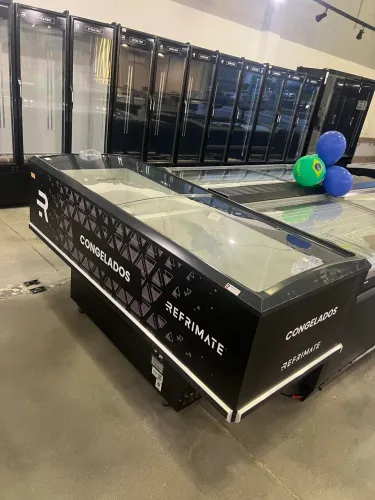 Ilha congelados 2M dupla função com LED - Refrimate - pronta entrega - nova