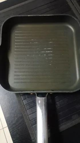 Panela de aço inoxidável da marca jamie Oliver, com 26 cm de diâmetro 