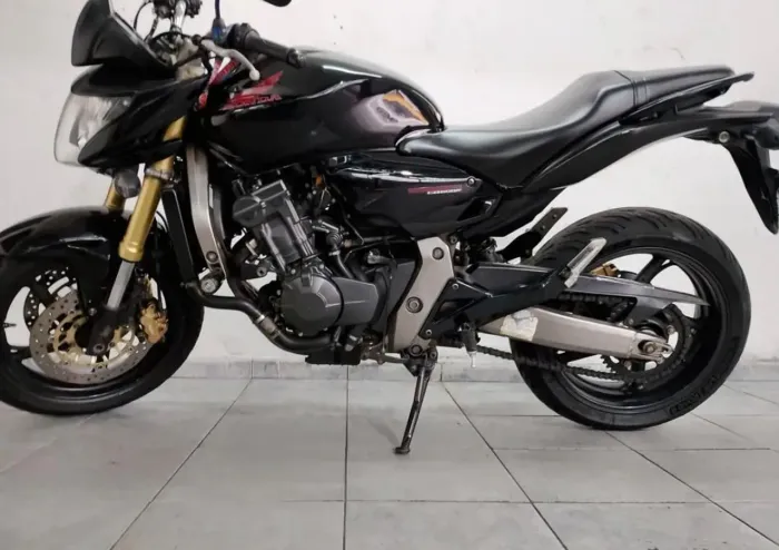 Cb 600