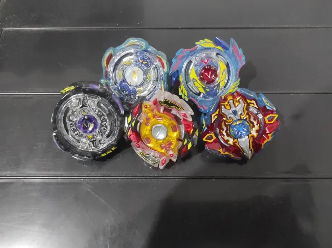 Beyblade Burst Lote God Valkyrie Sprigan Xcalibur Blast Genius